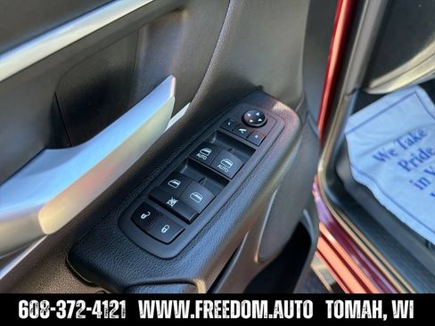 Used 2022 RAM 1500 Big Horn AWD/4WD image 11