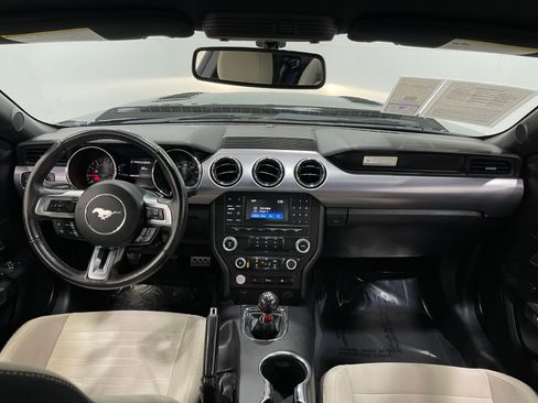 Used 2015 Ford Mustang GT image 17