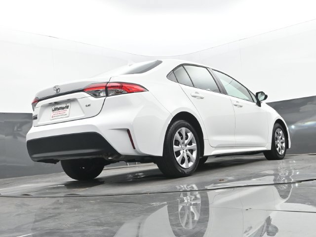 Used 2024 Toyota Corolla LE FWD image 24