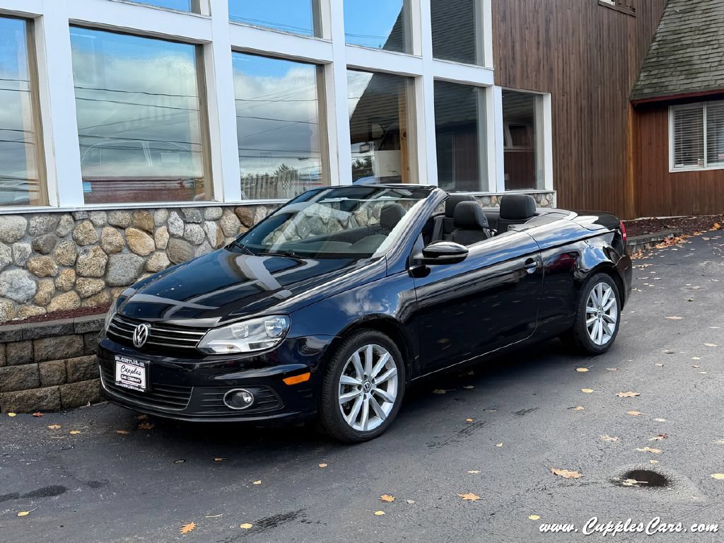 Used 2015 Volkswagen Eos Komfort FWD image 1