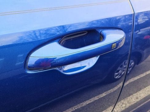 Used 2022 Kia Sorento EX image 22