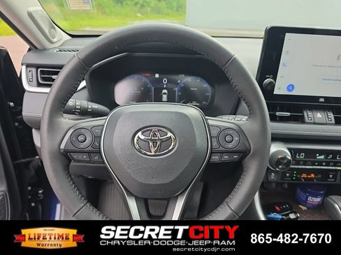 Used 2025 Toyota RAV4 Limited w/ Weather Package AWD/4WD image 19