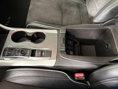 Used 2018 Acura TLX w/ Technology & A-SPEC Package FWD image 30