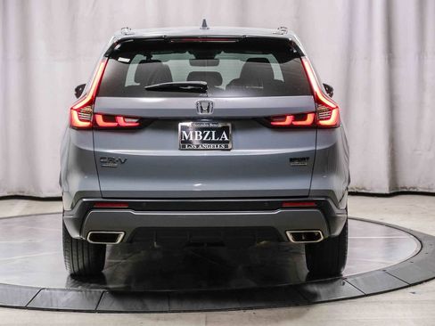 Used 2023 Honda CR-V Sport Touring image 3