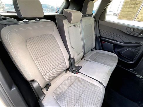 Used 2022 Ford Escape SE w/ SE Sport Appearance Package image 22