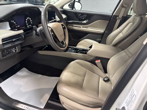Used 2021 Lincoln Corsair AWD image 15