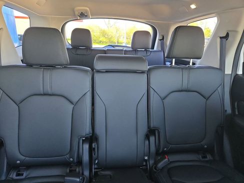 Certified 2026 Honda Pilot Touring image 30