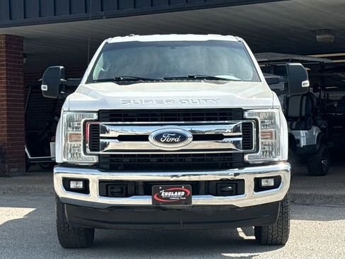 Used 2017 Ford F250 XLT w/ XLT Value Package image 2