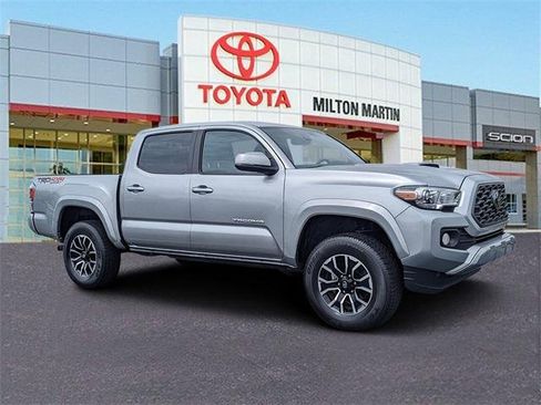 Certified 2023 Toyota Tacoma TRD Sport w/ Advanced Technology Package AWD/4WD image 1