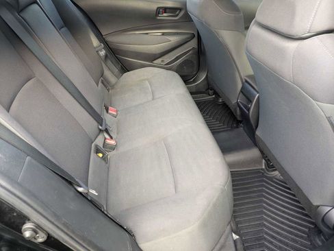 Used 2022 Toyota Corolla LE image 19