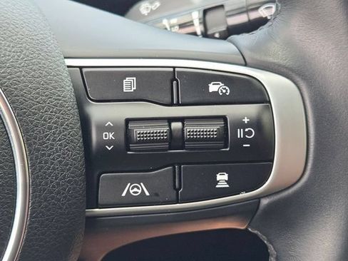 Used 2025 Kia K5 GT-Line w/ GT-Line Premium Package FWD image 37