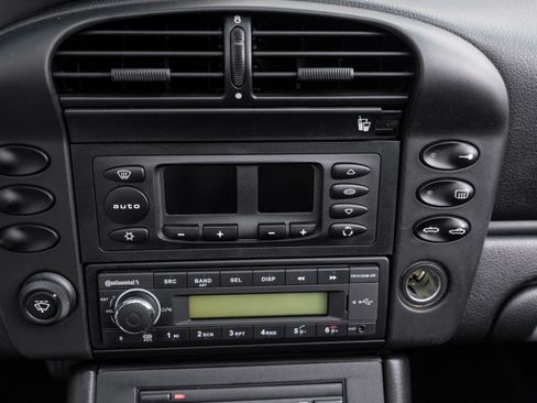 Used 2003 Porsche Boxster S image 20