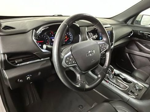 Used 2022 Chevrolet Traverse RS AWD/4WD image 14