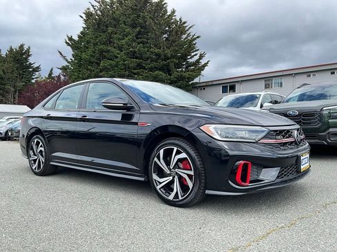 Used 2022 Volkswagen Jetta GLI Autobahn FWD image 2