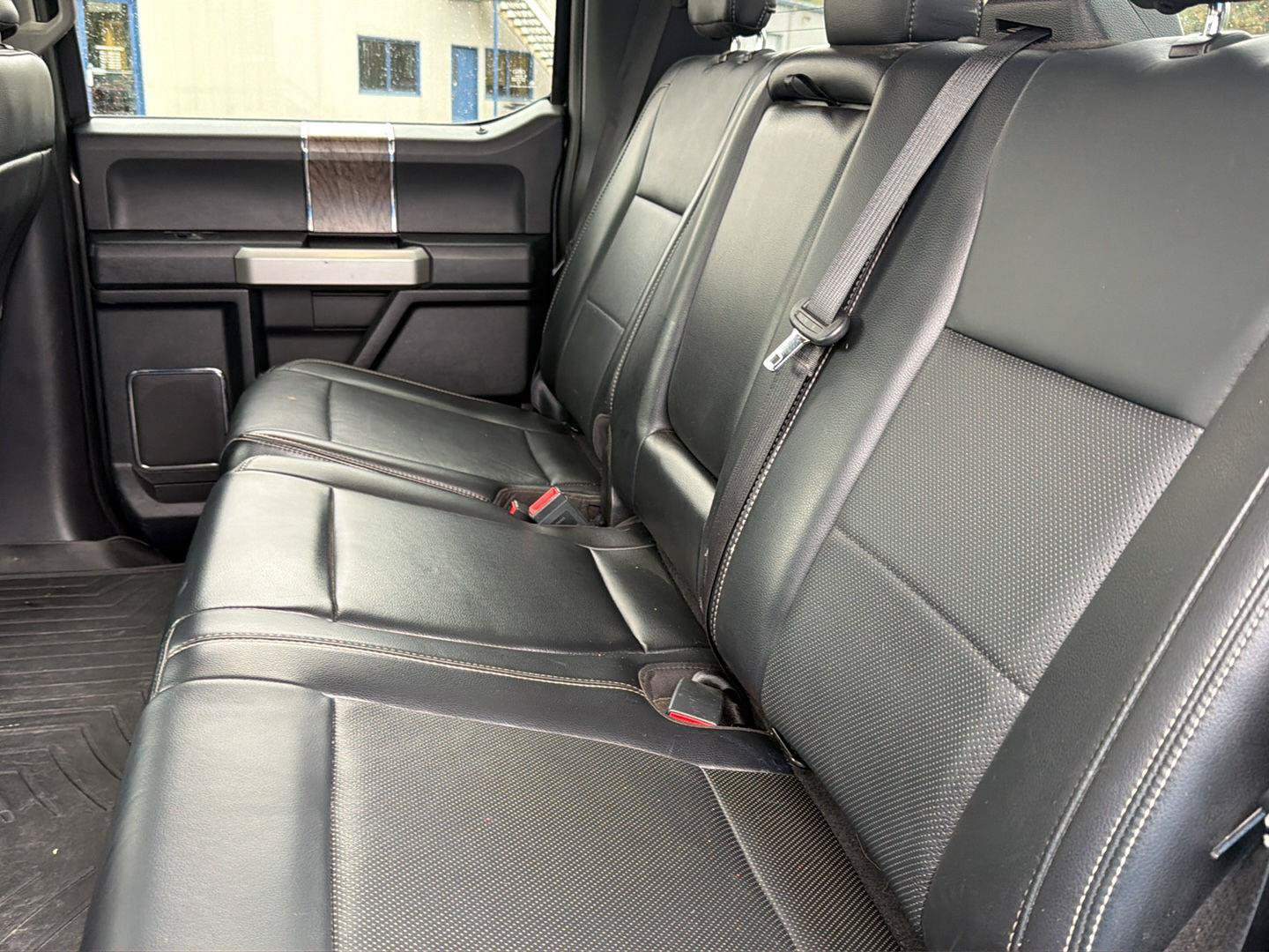Used 2019 Ford F250 Lariat w/ Lariat Ultimate Package AWD/4WD image 23