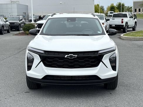 New 2026 Chevrolet Trax LT w/ Driver Confidence Package FWD image 18