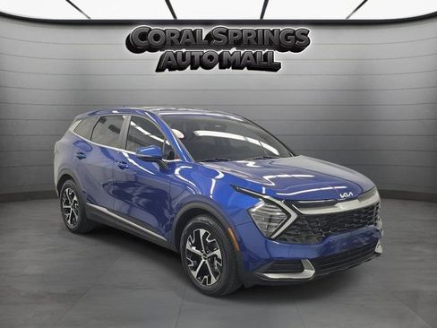 Used 2025 Kia Sportage EX FWD image 1