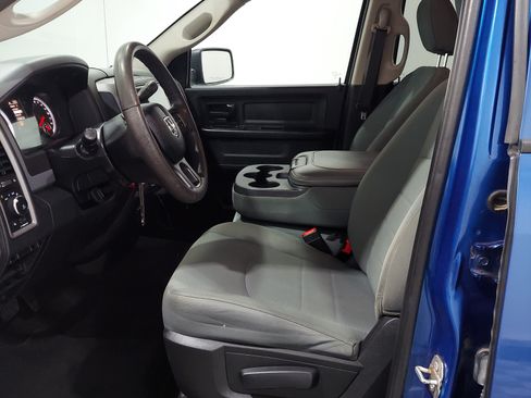 Used 2018 RAM 1500 Express AWD/4WD image 10