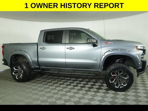 Used 2020 Chevrolet Silverado 1500 RST AWD/4WD image 2