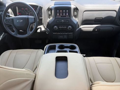 Used 2022 Chevrolet Silverado 1500 Custom Trail Boss AWD/4WD image 13