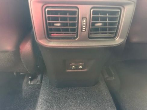 Used 2020 Toyota RAV4 XSE w/ Carpet Mat Package AWD/4WD image 20
