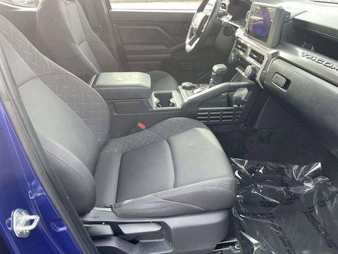 Used 2025 Toyota Tacoma SR5 image 47