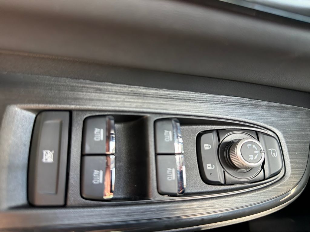 Certified 2026 Subaru Outback Touring XT AWD/4WD image 52