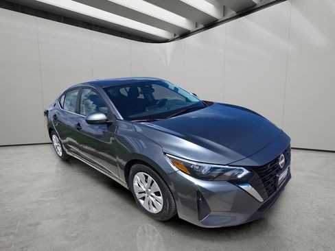 Used 2024 Nissan Sentra S FWD image 7