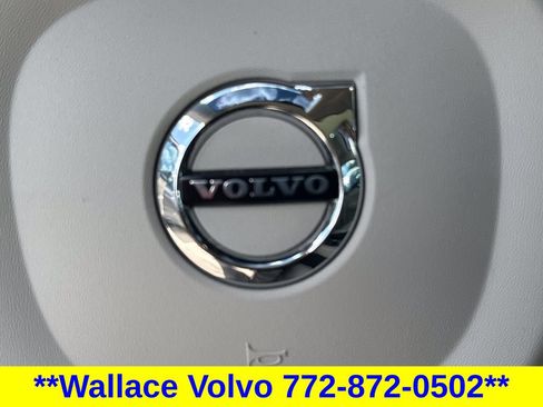 Used 2024 Volvo XC60 B5 Plus w/ Protection Package Premier AWD/4WD image 13