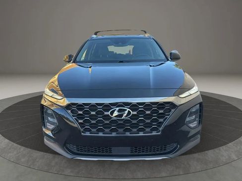 Used 2019 Hyundai Santa Fe SEL image 2