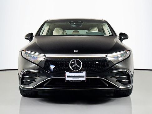 Used 2023 Mercedes-Benz EQS 580 4MATIC Sedan image 3