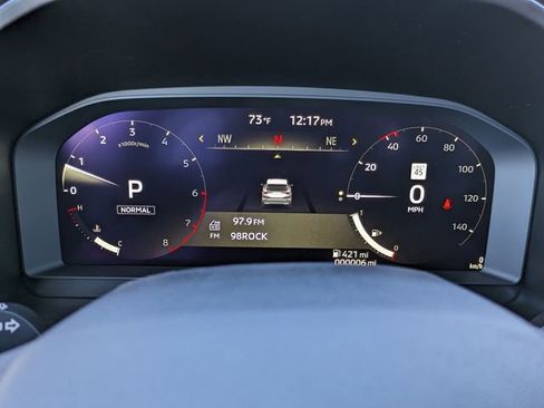 New 2025 Mitsubishi Outlander SE image 31