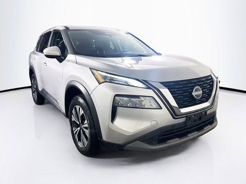 Certified 2023 Nissan Rogue SV image 3