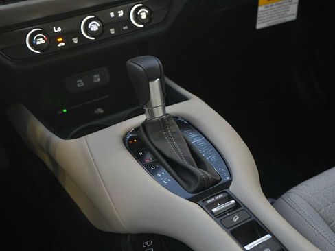 New 2026 Honda HR-V LX image 17