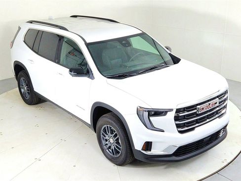 New 2025 GMC Acadia Elevation image 13