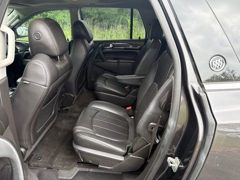 Used 2015 Buick Enclave Leather FWD image 11