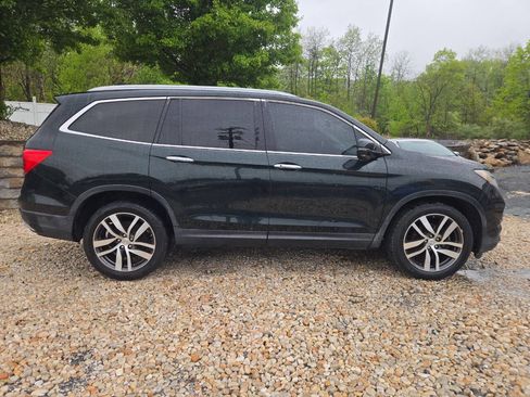 Used 2016 Honda Pilot Touring image 7
