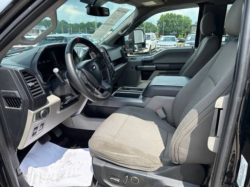 Used 2015 Ford F150 XLT w/ Equipment Group 302A Luxury AWD/4WD image 24