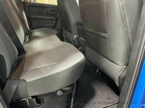 Used 2022 RAM 1500 Express w/ Wheel & Sound Group image 19