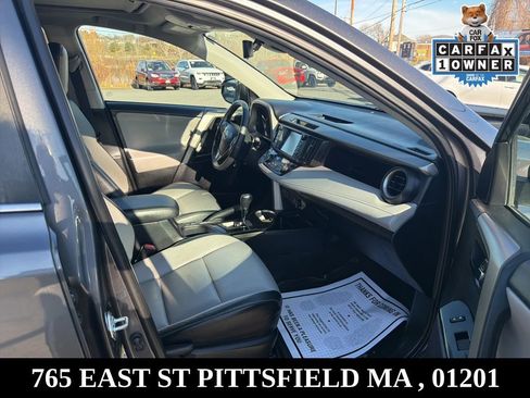 Used 2017 Toyota RAV4 Limited image 21