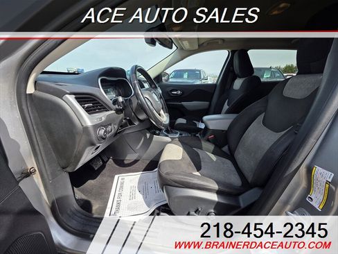 Used 2014 Jeep Cherokee Latitude w/ Comfort/Convenience Group AWD/4WD image 7