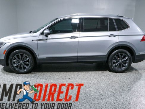 Used 2023 Volkswagen Tiguan SE FWD image 10