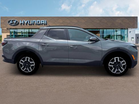 New 2025 Hyundai Santa Cruz Limited image 9