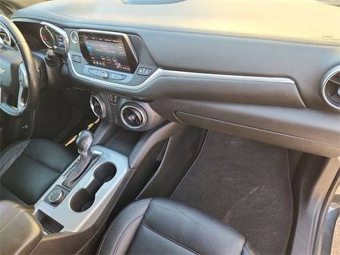 Used 2020 Chevrolet Blazer LT image 27