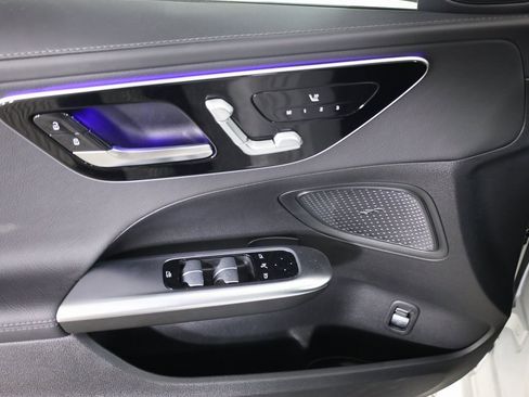 Used 2025 Mercedes-Benz C 300 C 300 image 16