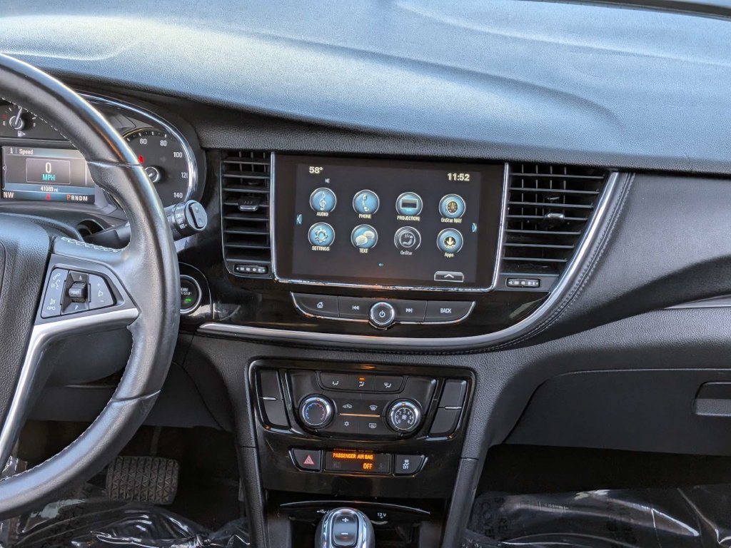 Used 2020 Buick Encore Preferred AWD/4WD image 18
