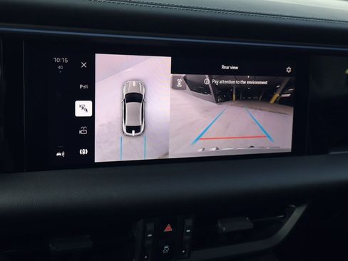 Certified 2025 Porsche Macan Electric RWD image 18
