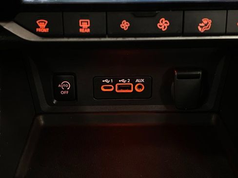 Used 2024 Nissan Sentra SV w/ All-Weather Package image 24