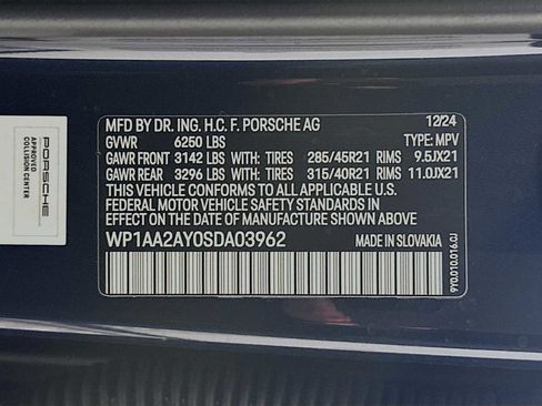 Certified 2025 Porsche Cayenne image 32