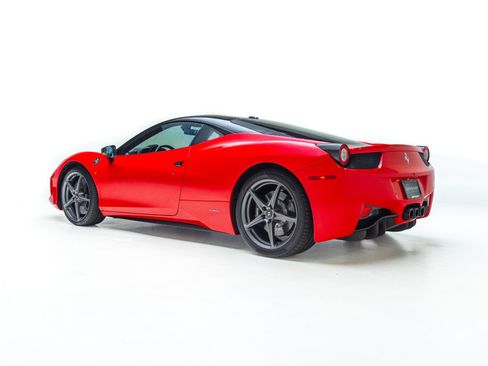 Used 2011 Ferrari 458 Italia Coupe RWD image 5